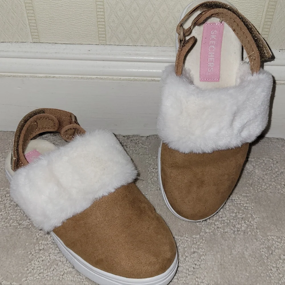 Skechers Girls Brown Faux Suede & White Faux Fur Slip-On Sandals